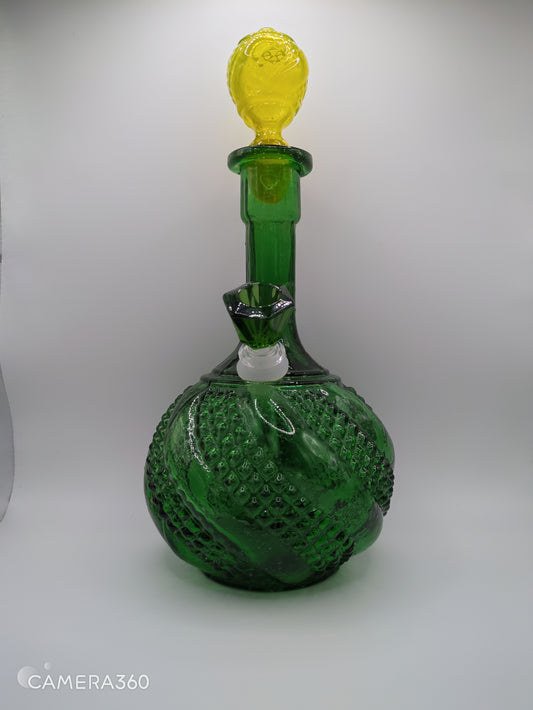 Beautiful Green Vintage decanter wat3r-pip3